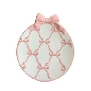 Market Square Pink Bow Ceramic Trinket Dish Jewelry Tray Coquette White Round‎